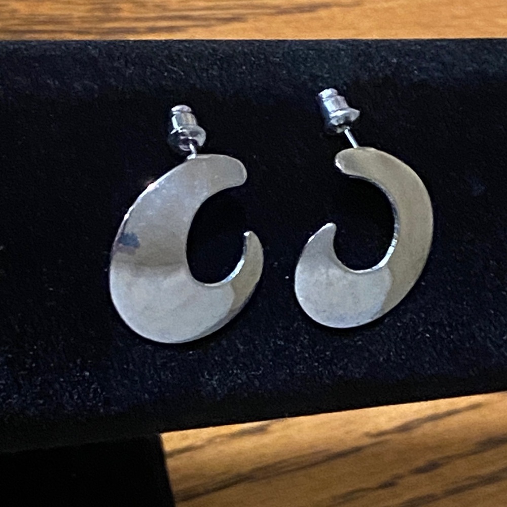Elegant Silver Tone Crescent Earrings